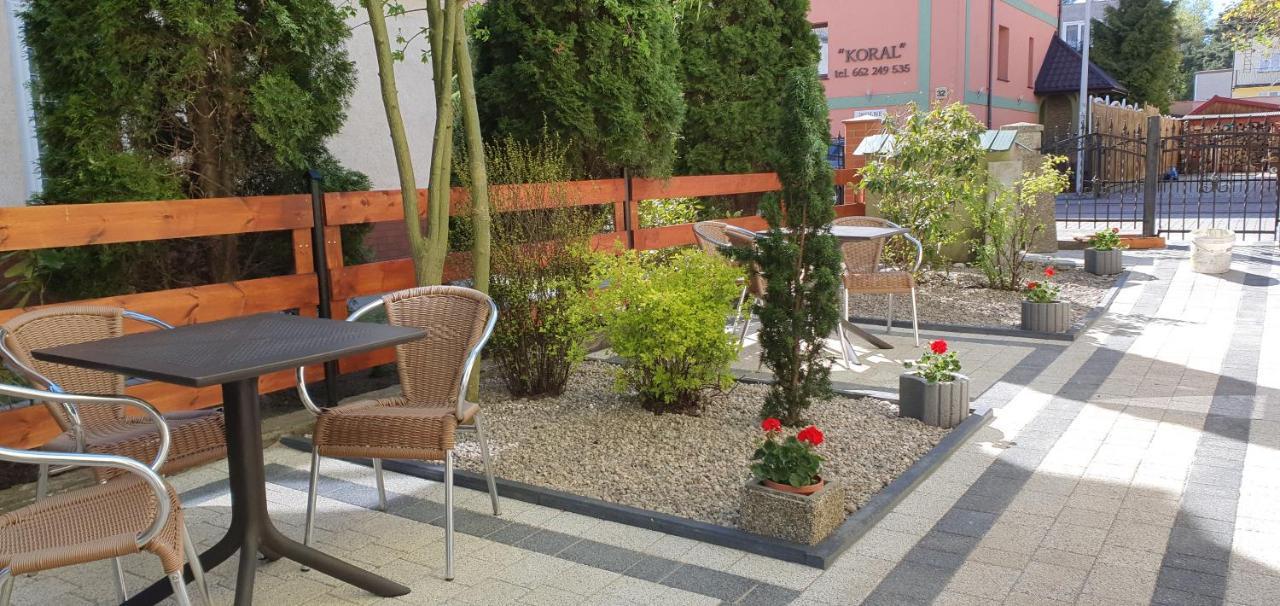 Apartamenty I Pokoje Goscinne Zosia Дарлувко Экстерьер фото