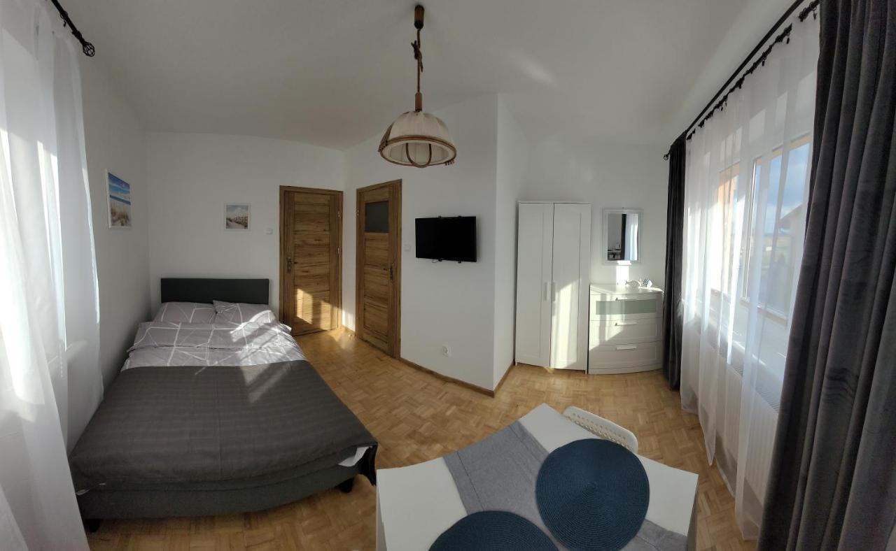 Apartamenty I Pokoje Goscinne Zosia Дарлувко Экстерьер фото