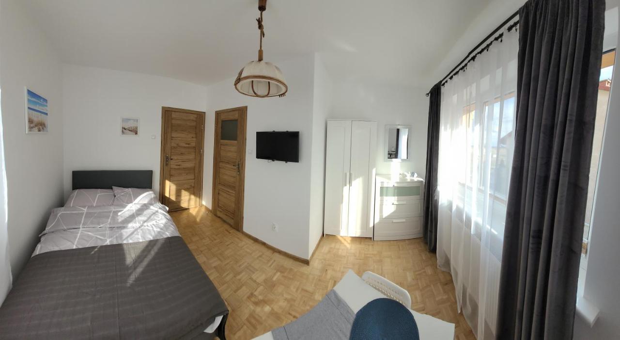 Apartamenty I Pokoje Goscinne Zosia Дарлувко Экстерьер фото