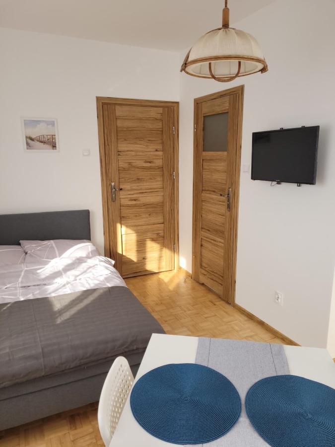 Apartamenty I Pokoje Goscinne Zosia Дарлувко Экстерьер фото