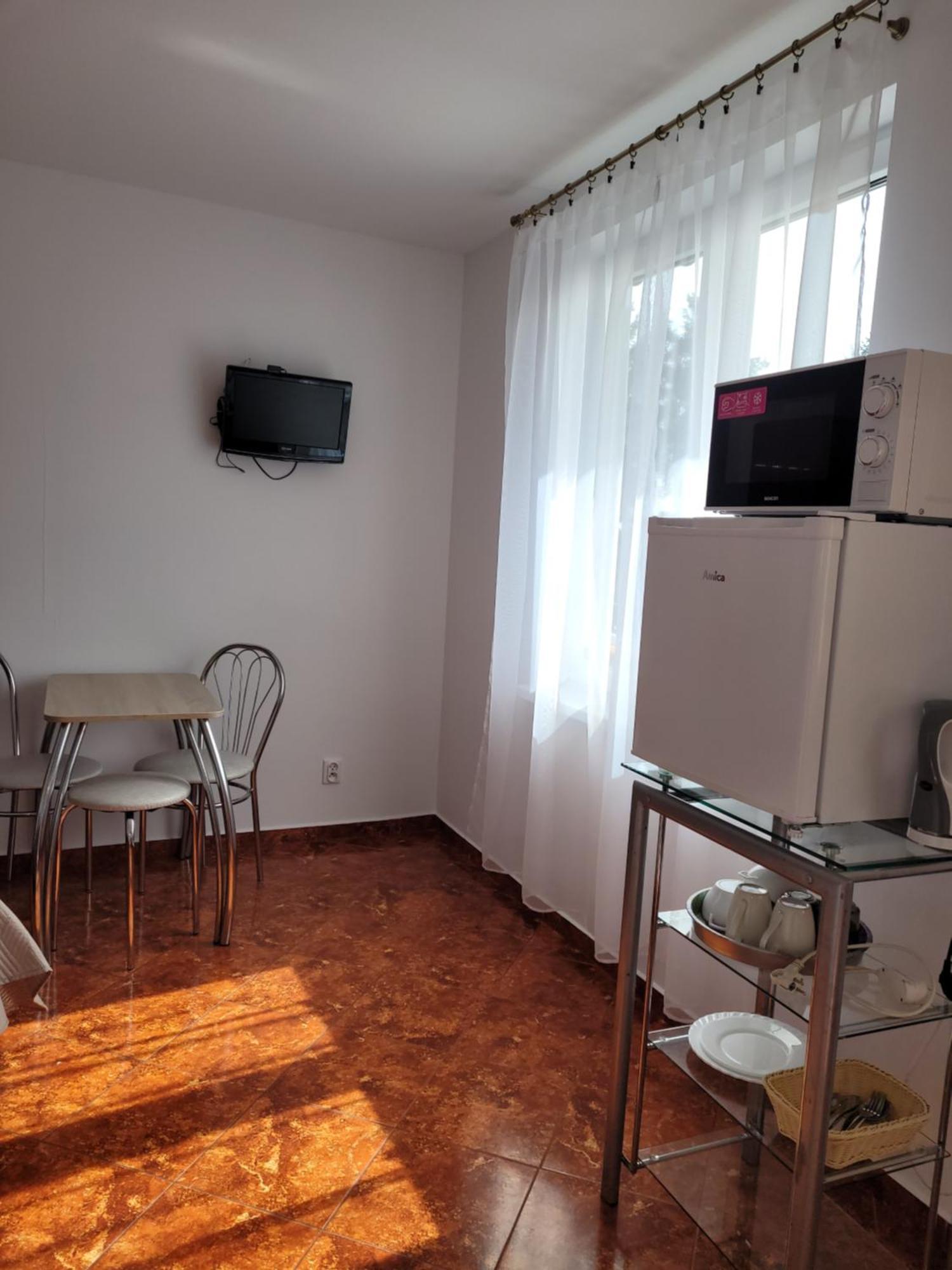 Apartamenty I Pokoje Goscinne Zosia Дарлувко Экстерьер фото